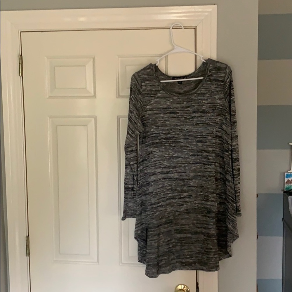 different shades of grey, long-sleeved shirt